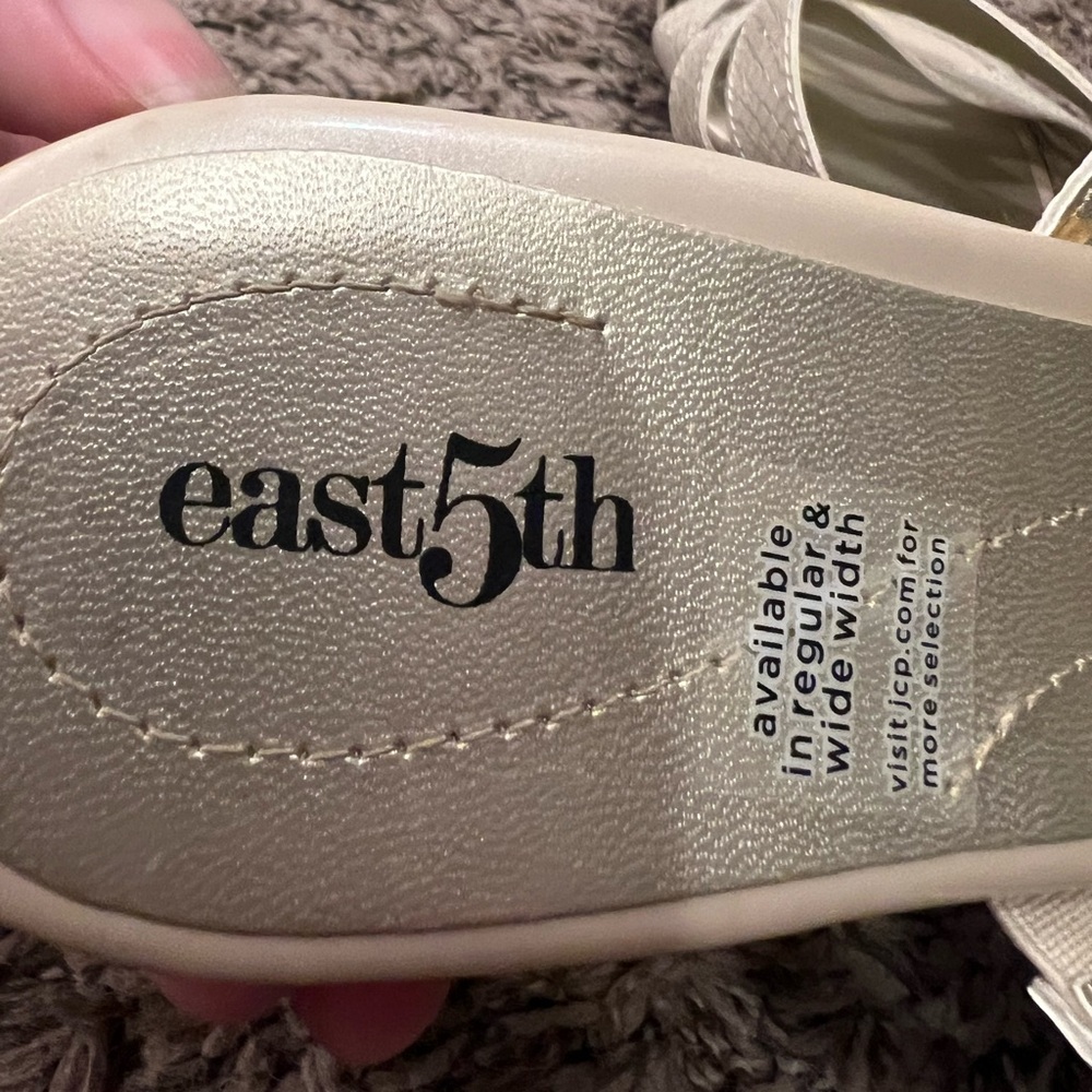 East 5th - Cream Sandals with Crisscross Straps - Picture 5 of 6